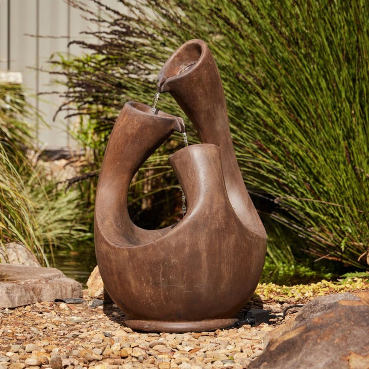 WATER FEATURES & FOUNTAINS