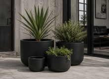Load image into Gallery viewer, GYMEA BLACK TUB LARGE POT
