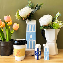 Load image into Gallery viewer, BLUE MILK CARTON SALT & PEPPER SHAKERS SET