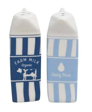 Load image into Gallery viewer, BLUE MILK CARTON SALT & PEPPER SHAKERS SET