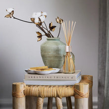 Load image into Gallery viewer, CIRCA 250ML FRAGRANCE DIFFUSER - VANILLA BEAN &amp; ALLSPICE

